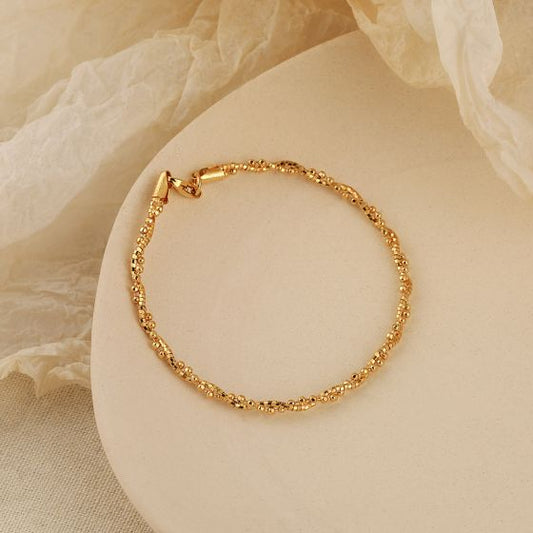 Bracelet Éclat Doré – L’élégance qui illumine chaque geste
