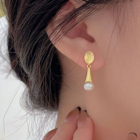 Boucles d’Oreilles Goutte Élégante